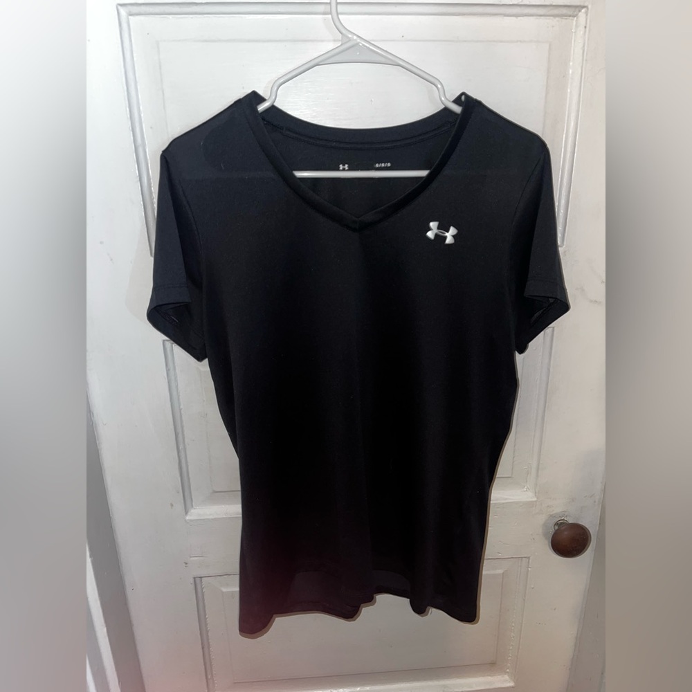 Under Armour UA Tech V-Neck Short-Sleeve Shirt for Ladies - Picture 3 of 7